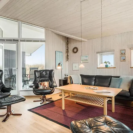 Cozy Home In Hvide Sande With Sauna Ferienhaus *