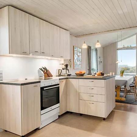 Cozy Home In Hvide Sande With Sauna Ferienhaus